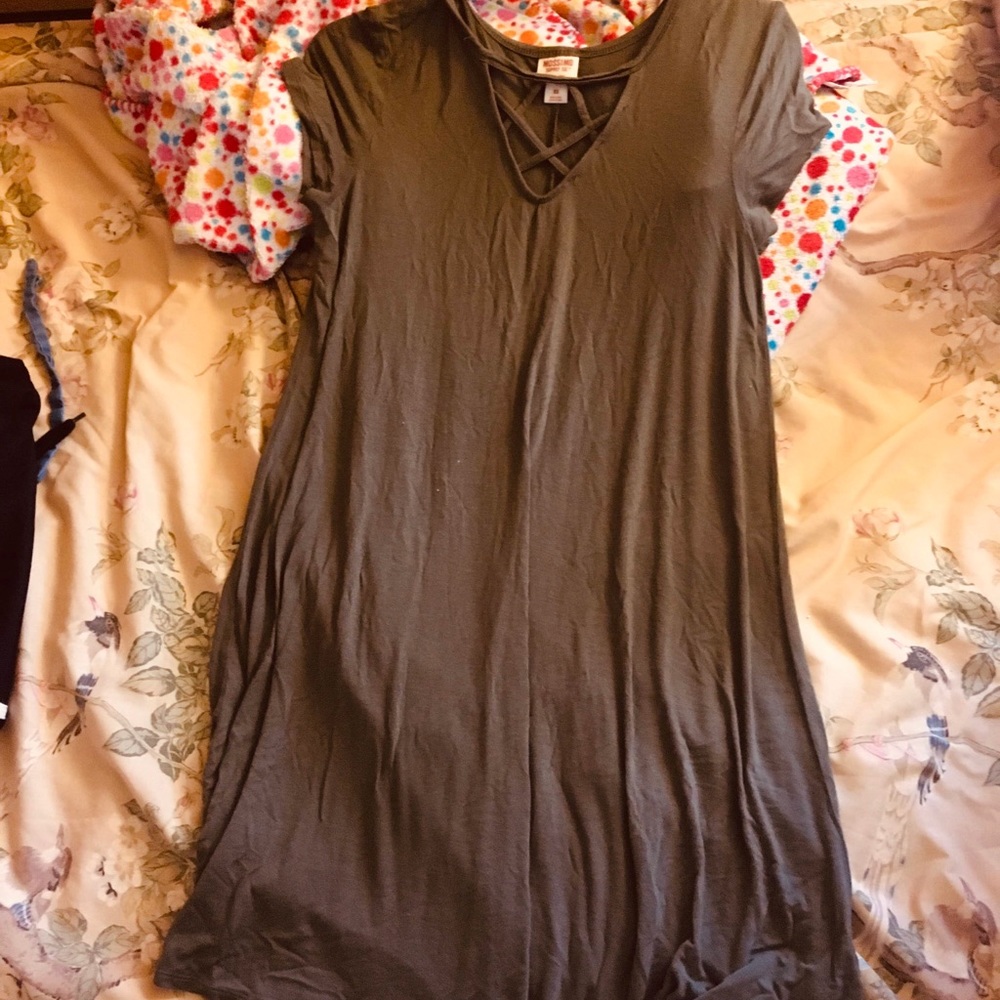 T-shirt dress